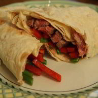 Рецепт Роллов с говядиной, фасолью и сладким перцем