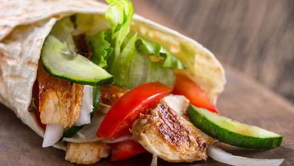 Рецепт Роллов с курицей в лаваше