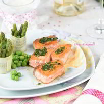 Рецепт Семги с соусом эскарго и овощными роллами