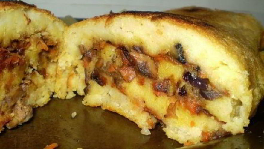 Рецепт картофельного рулета с грибами и овощами