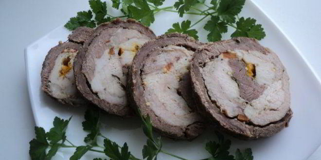 Рецепт мясного рулета ассорти