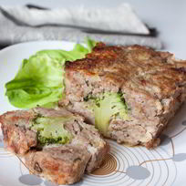 Рецепт Мясного рулета с брокколи и цветной капустой