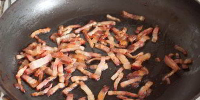 Рецепт мясного рулета с брокколи и цветной капустой