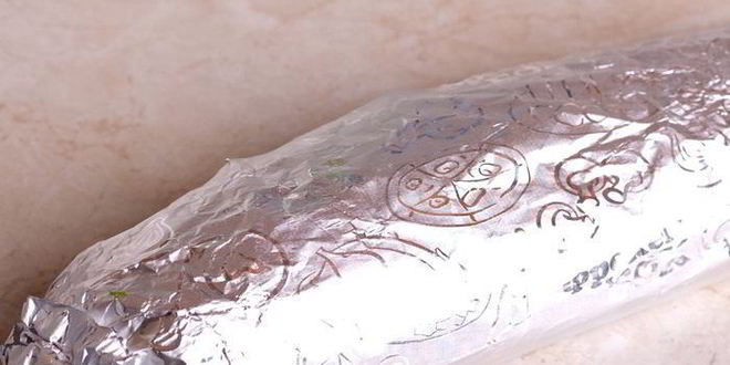 Рецепт мясного рулета с брокколи, сыром и вялеными томатами