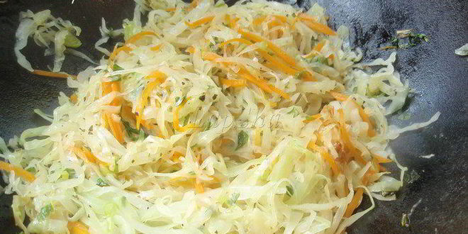 Рецепт мясного рулета с начинкой из капусты