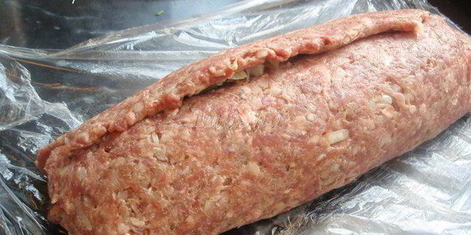 Рецепт мясного рулета с начинкой из капусты