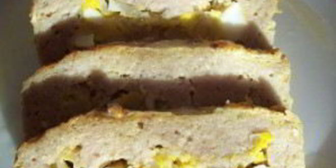 Рецепт мясного рулета с яйцом и луком