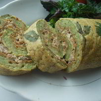 Рецепт Рулета из кабачкового теста с начинкой из овощей, мяса и сыра