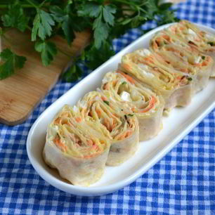 Рецепт Рулета из лаваша с морковкой