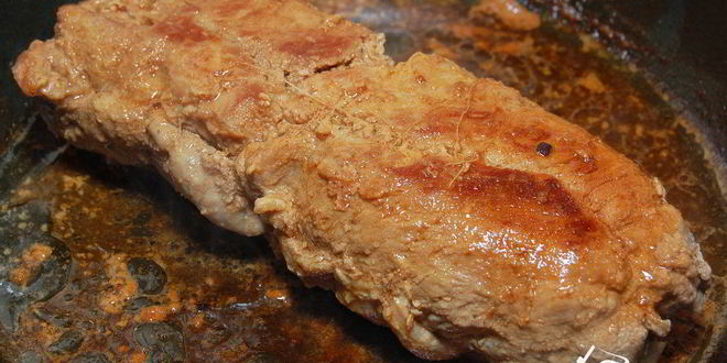 Рецепт рулета из телятины с шампиньонами, ветчиной и моцареллой