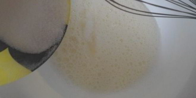 Рецепт рулета с черемухой и рикоттой