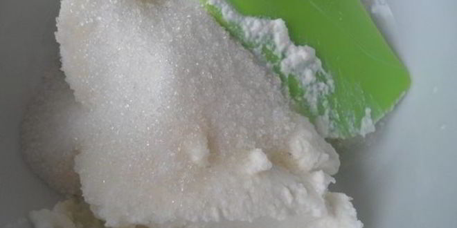 Рецепт рулета с черемухой и рикоттой