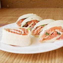 Рецепт Рулетиков из семги