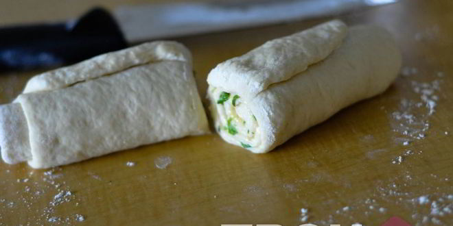 Рецепт рулетов с чесночной начинкой