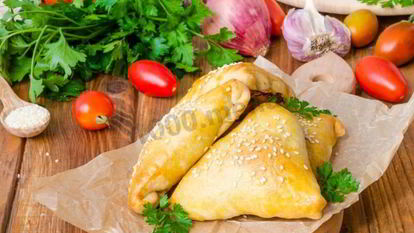 Рецепт Самсы с курицей из слоеного теста
