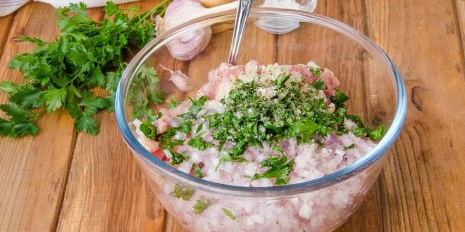 Рецепт самсы с курицей из слоеного теста