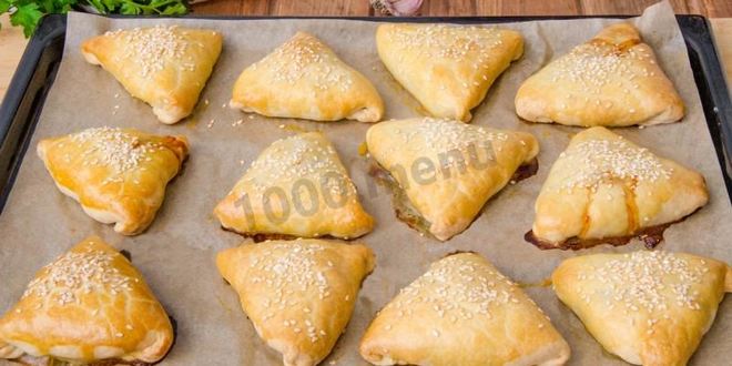 Рецепт самсы с курицей из слоеного теста
