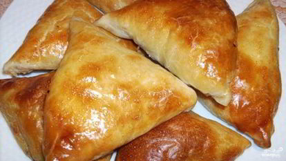 Рецепт Самсы с сыром из слоеного теста