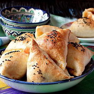 Рецепт Самсы с тыквой из слоеного теста