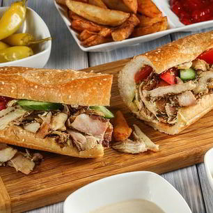 Рецепт Куриной шаурмы в хрустящем багете