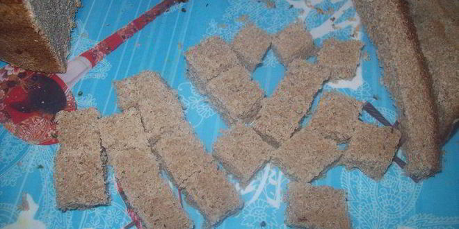 Рецепт чесночно-лимонных сухарики для салатов