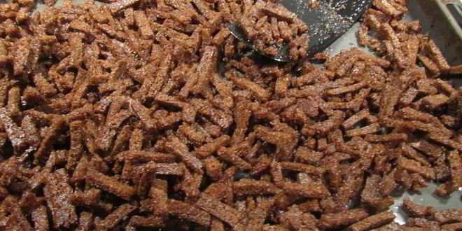 Рецепт сухариков из черного хлеба с чесноком