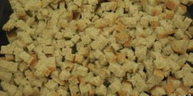 Рецепт сухариков из черного хлеба в духовке