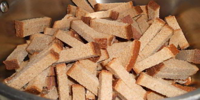Рецепт сухариков ржаных с чесноком