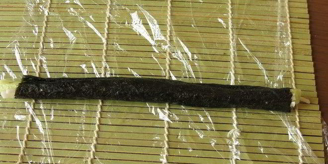 Рецепт радужных суш с крабовыми палочками