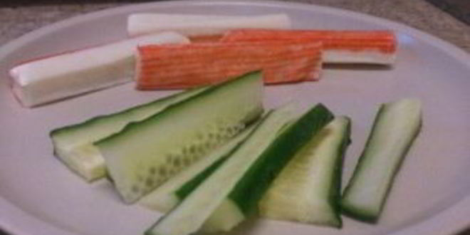 Рецепт суш с огурцом и крабовыми палочками