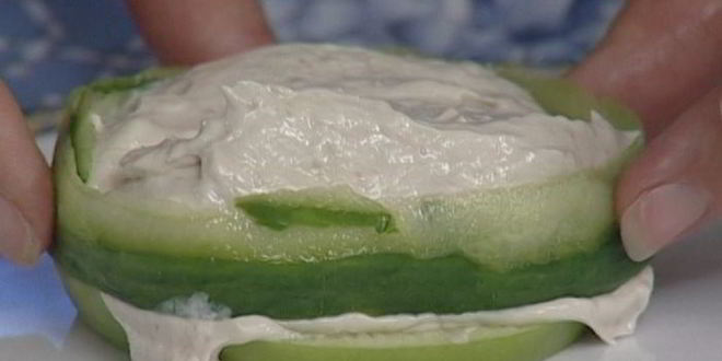 Рецепт сэндвича из яблока с сельдью по-кончаловски