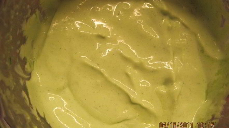 Рецепт сыра домашнего с чесноком, укропом