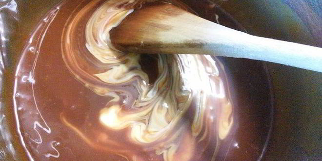 Рецепт тарталеток с карамельным соусом и макадамией