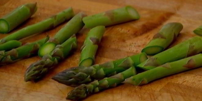 Рецепт тарталеток с шампиньонами, спаржей и сладким перцем
