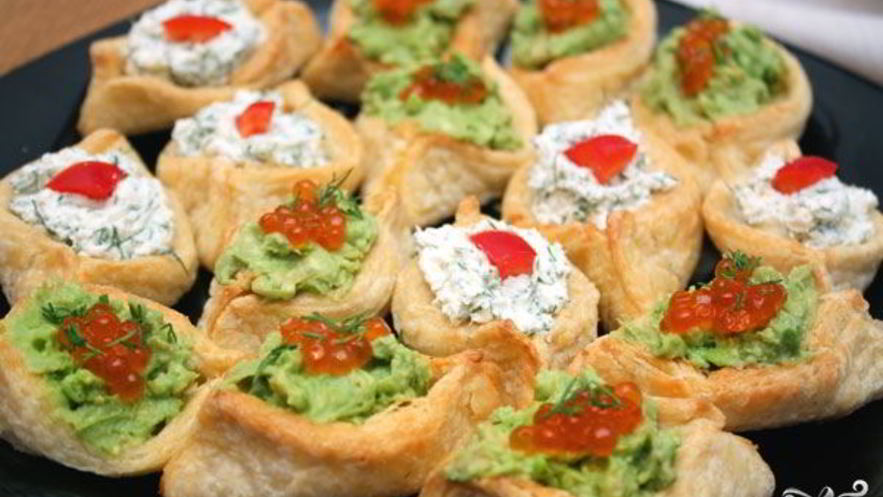 Рецепт тарталеток с сыром и чесноком