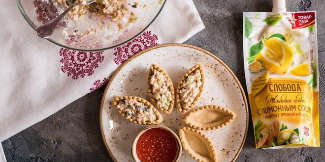 Рецепт тарталеток с тунцом и красной икрой