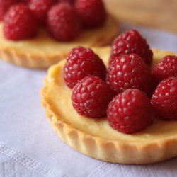 Рецепт Тарталеток с заварным кремом и ягодами