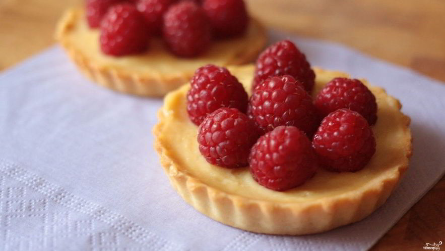 Рецепт тарталеток с заварным кремом и ягодами