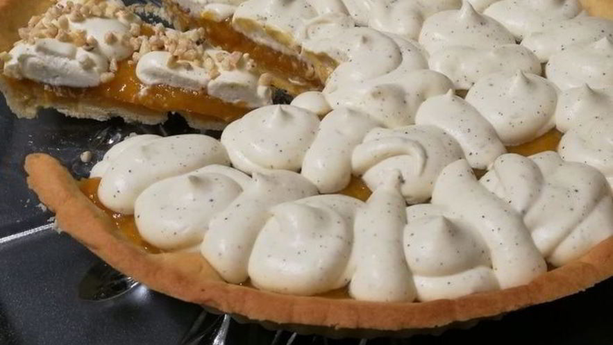 Рецепт абрикосового тарта с франжипаном и миндальным крокантом