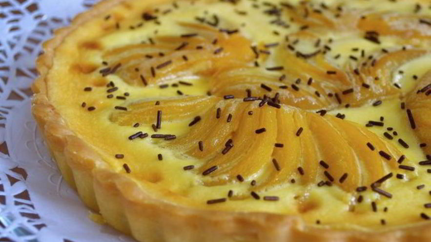 Рецепт шоколадна-сливочного тарт с фруктами