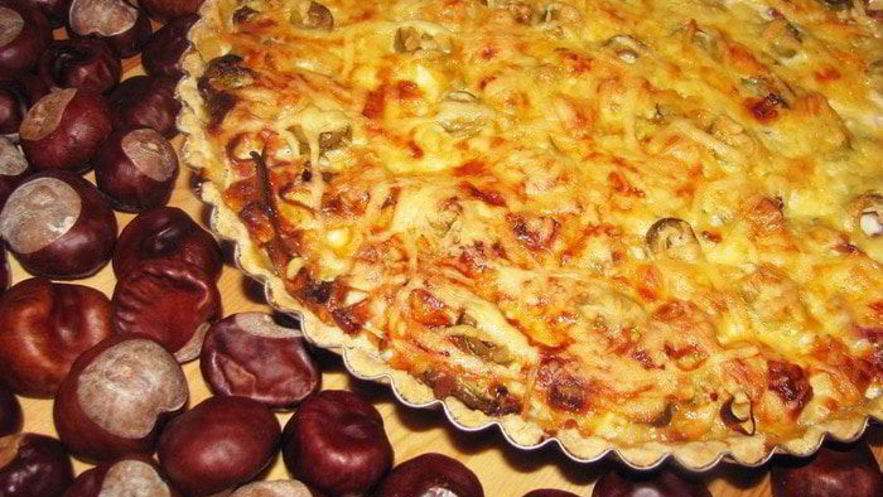 Рецепт тарта 3 сыра с пореем, балыком и оливками