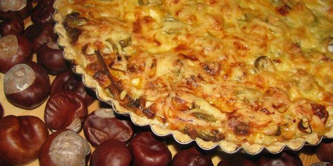 Рецепт тарта 3 сыра с пореем, балыком и оливками