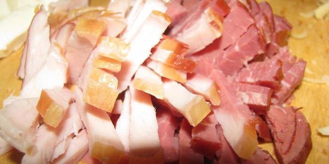 Рецепт тарта 3 сыра с пореем, балыком и оливками