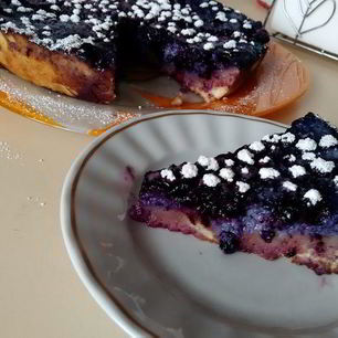 Рецепт Тарта с черникой и нежным кремом в мультиварке