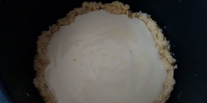 Рецепт тарта с черникой и нежным кремом в мультиварке