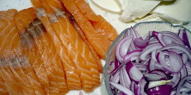 Рецепт тарта с семгой и шпинатом цветы за окном