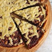 Рецепт Тарта с вишней и грецкими орехами