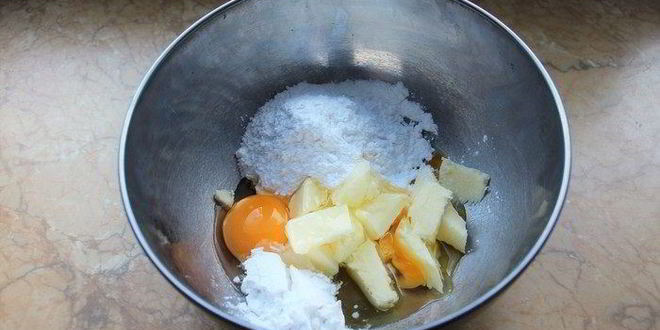 Рецепт тарта с вишней и грецкими орехами