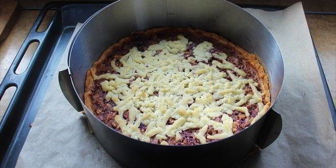 Рецепт тарта с вишней и грецкими орехами