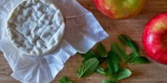 Рецепт тарта с яблоками и сыром